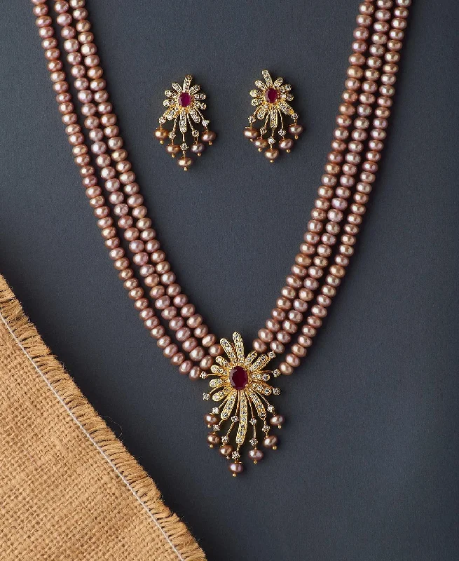 Spirit eye necklaces-Floral Real Pearl Necklace Set