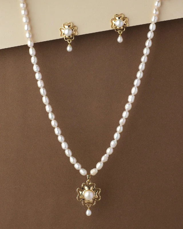 Bold art necklaces-Pretty Real Pearl Necklace Set