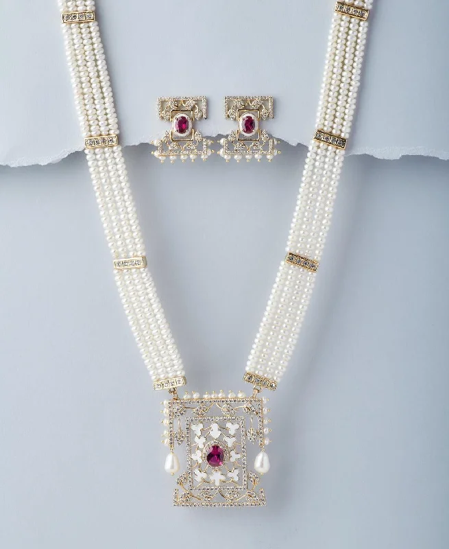 Vivid stone necklaces-Gorgeous White Pearl Rani Har Necklace Set