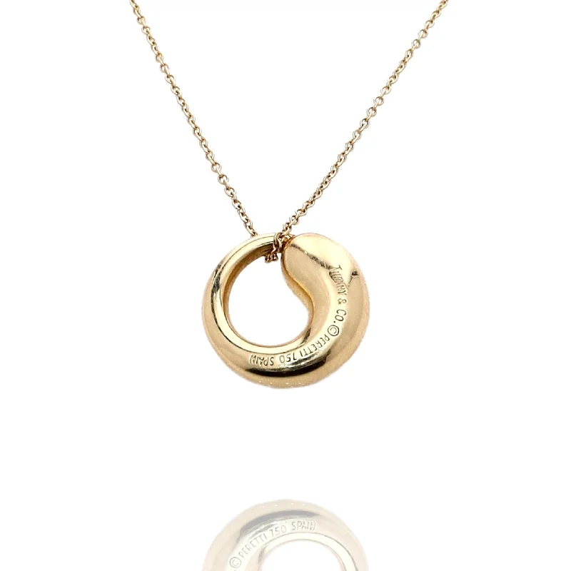 Luxe diamond necklaces-Estate Tiffany & Co Elsa Peretti 18k Yellow Gold Eternal Circle Pendant Necklace