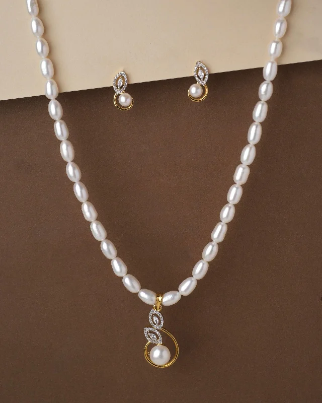 Pure shine necklaces-Modernity Perna  Necklace Set