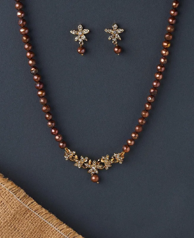 Warm wood necklaces-Florial Pearl Necklace Set