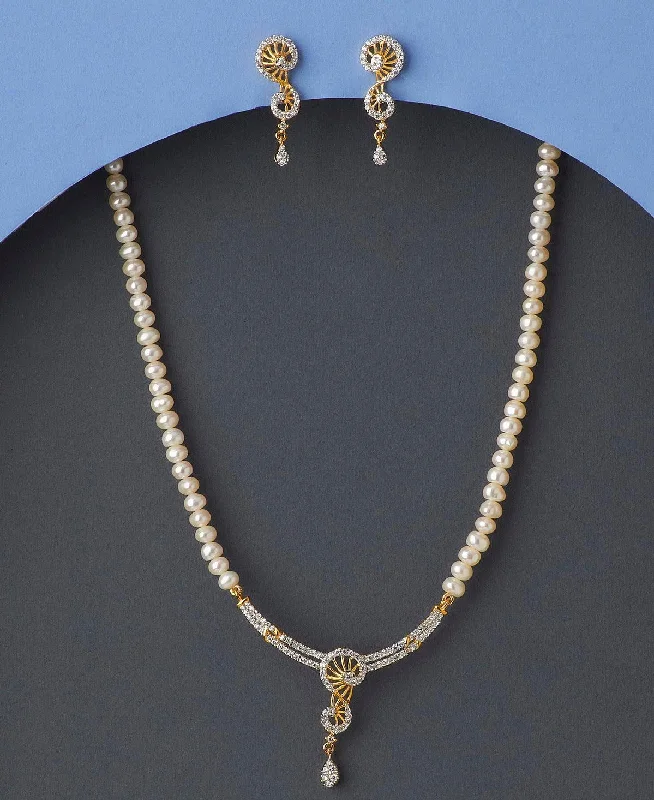 Tide pattern necklaces-Mangalsutra Design Pearl Necklace Set