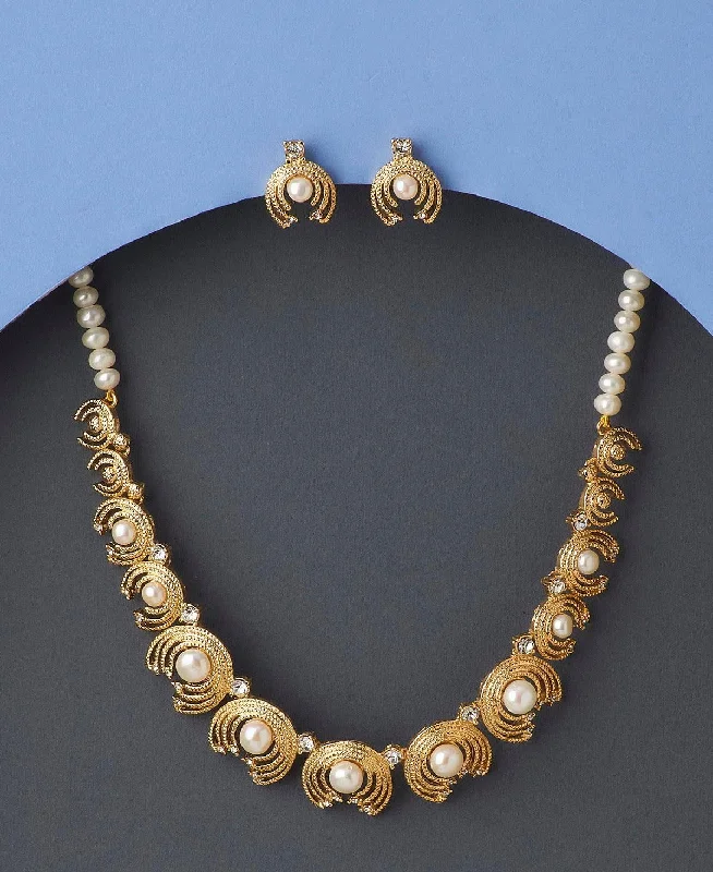 Full crescent necklaces-Fasionable Pearl Necklace Set