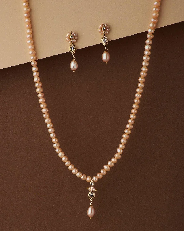 Vintage locket necklaces-Pretty Pearl Necklace Set