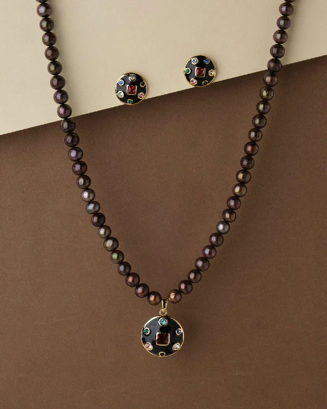 Textured disc necklaces-Multi Color Stone Necklace Set