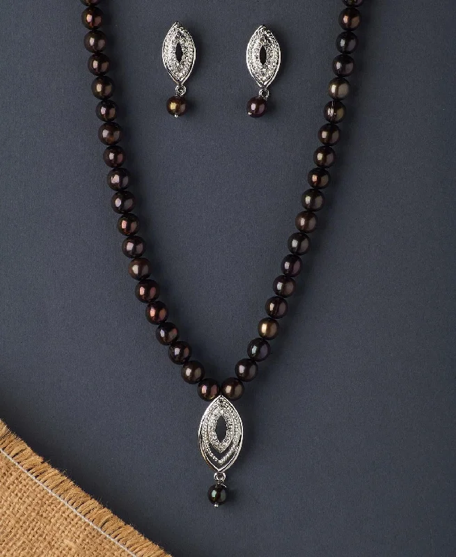 Spinel necklaces-Fashionable Pearl Necklace Set