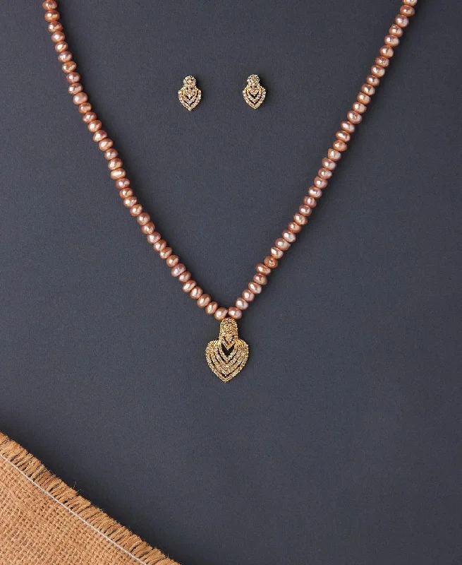 Tribal coin necklaces-Pretty Real Pearl Necklace Set